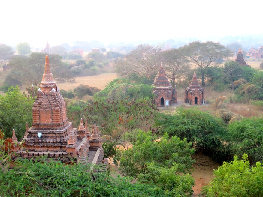 04 R Sunrise Shwe San Daw Pagoda 5