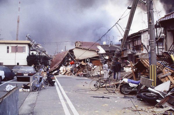 Kobe 1995 Earthquake 01