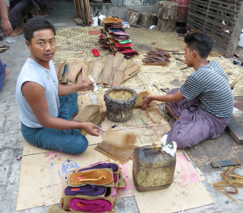 R People Myanmar 32